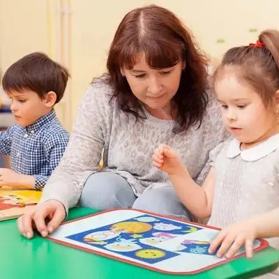 Tableau d'Activité Montessori - MontessoriBoard™ - Planète - Bébé Découvre